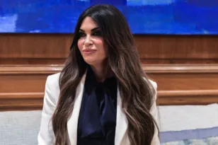 Κίμπερλι Γκιλφόιλ: «Οι Έλληνες άνοιξαν το δρόμο προς την ανεξαρτησία»