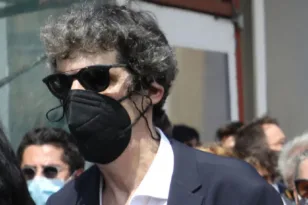 Έκκληση βοήθειας από τον γιο του Μίκη Θεοδωράκη – «Βρίσκομαι σε πολύ άσχημη κατάσταση»