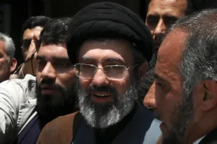 Ιράν: «Είμαστε έτοιμοι για πόλεμο μακράς διαρκείας», ο γιος του Χαμενεΐ ο νέος ανώτατος ηγέτης