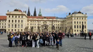 Στα χνάρια του Ελληνισμού της Κεντρικής Ευρώπης: Το Γυμνάσιο Σαραβαλίου σε Βιέννη και Πράγα ΦΩΤΟ