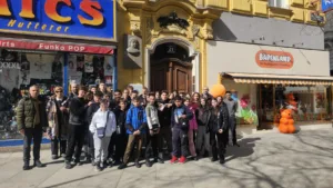 Στα χνάρια του Ελληνισμού της Κεντρικής Ευρώπης: Το Γυμνάσιο Σαραβαλίου σε Βιέννη και Πράγα ΦΩΤΟ