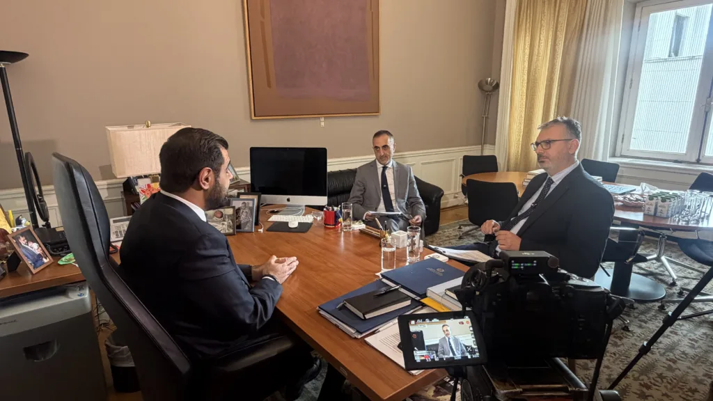 Παύλος Μαρινάκης στην «Π»: «Εχω μάθει να βάζω όρια» - Τι είπε για τρίτη τετραετία, την ακρίβεια και τους θεσμούς ΒΙΝΤΕΟ Παύλος Μαρινάκης στην «Π»: «Εχω μάθει να βάζω όρια» - Τι είπε για τρίτη τετραετία, την ακρίβεια και τους θεσμούς ΒΙΝΤΕΟ