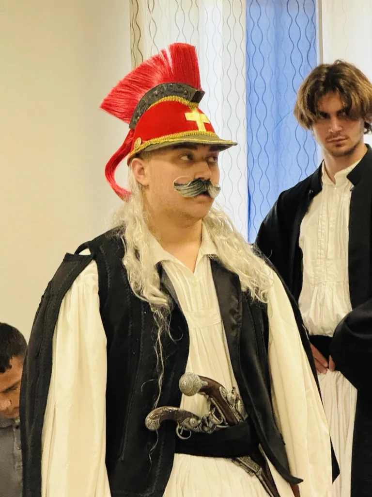 Πάτρα: Συγκίνηση και πατριωτικός παλμός στην εκδήλωση του Εκκλησιαστικού Λυκείου για το 1821