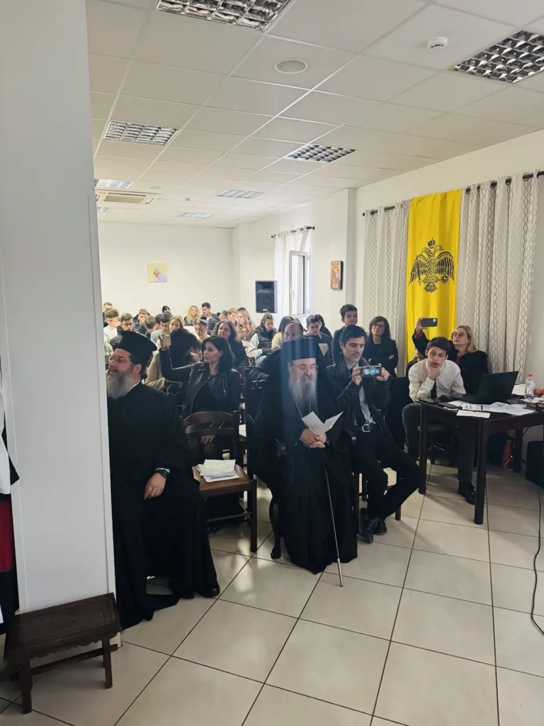 Πάτρα: Συγκίνηση και πατριωτικός παλμός στην εκδήλωση του Εκκλησιαστικού Λυκείου για το 1821