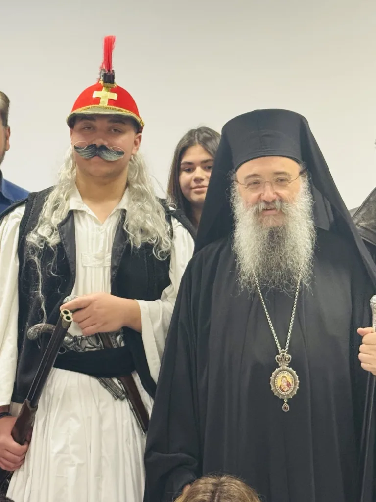 Πάτρα: Συγκίνηση και πατριωτικός παλμός στην εκδήλωση του Εκκλησιαστικού Λυκείου για το 1821