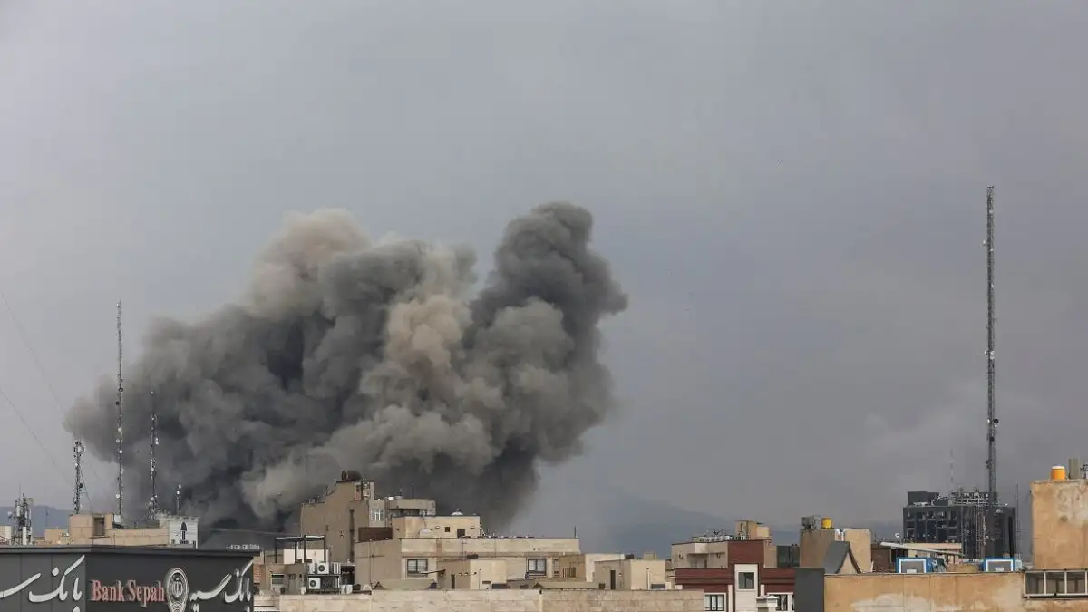 «Θα επιτεθούμε σε οποιαδήποτε αμερικανική βάση στην Ευρώπη, αν χρειαστεί», το μήνυμα του Ιρανού πρέσβη στην Ισπανία «Θα επιτεθούμε σε οποιαδήποτε αμερικανική βάση στην Ευρώπη, αν χρειαστεί», το μήνυμα του Ιρανού πρέσβη στην Ισπανία