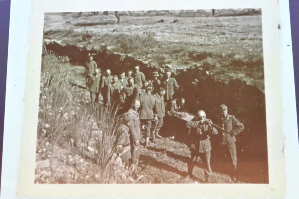 Το Υπουργείο Πολιτισμού παρουσίασε τις φωτογραφίες της εκτέλεσης στην Καισαριανή - Ολα τα ιστορικά ντοκουμέντα