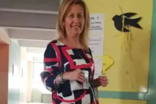 Θεσσαλονίκη: Καταγγελίες για bullying μετά τον θάνατο καθηγήτριας – «Της πετούσαν βιβλία στην τάξη»