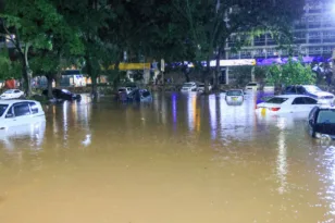 Κένυα: Τουλάχιστον 42 νεκροί από πλημμύρες, εκκενώθηκε το Εθνικό Πάρκο Μασάι Μάρα, ΒΙΝΤΕΟ