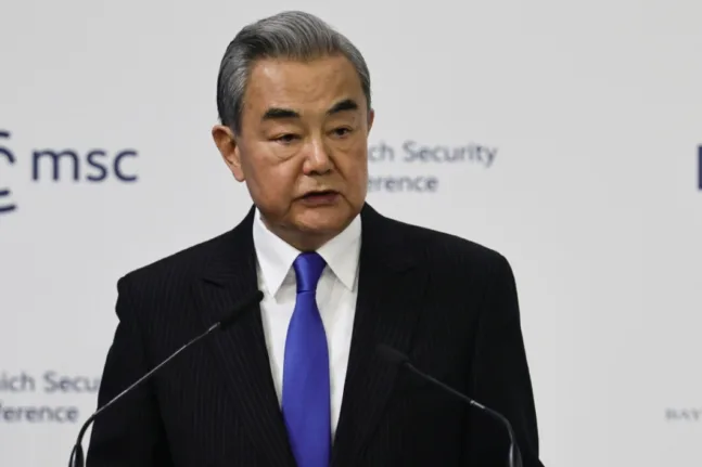 Η Κίνα στηρίζει το Ιράν: Ο κόσμος δεν πρέπει να επιστρέψει «στον νόμο της ζούγκλας» - Δηλώσεις του ΥΠΕΞ