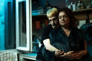 Ελένη Κοκκίδου: «Το να τα παρατήσεις όλα και να “μηδενίσεις” είναι ένα τεράστιο βήμα»