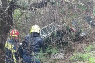 Χανιά: Αυτοκίνητο έπεσε σε γκρεμό στον Ασκορδαλό – Απεγκλωβίστηκε ηλικιωμένο ζευγάρι