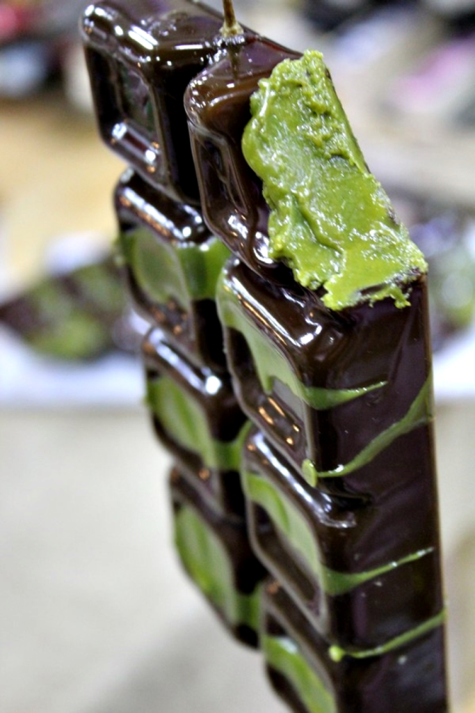 Θεσσαλονικιός δημιούργησε λαμπάδα… ChatGPT – Τόση η ζήτηση που υπάρχει λίστα αναμονής! ΦΩΤΟ