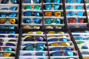 Πάτρα: Ελεγχοι για «μαϊμού» οπτικά – Ενεργοποιήθηκε η Επιτροπή της Περιφέρειας