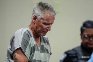 Καταδίκη πατέρα για τους φόνους του μαθητή γιου του