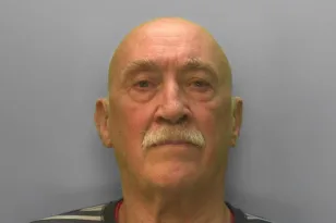 Βρετανία: 11 χρόνια χρόνια φυλακή σε θεραπευτή, που έπεισε πελάτισσά του να κάνει σεξ μαζί του για να τη γιατρέψει, ΒΙΝΤΕΟ