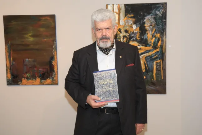 Ο καθηγητής Γιάννης Μάζης στην «Π»: «Δεν τελειώνει εύκολα ο πόλεμος»