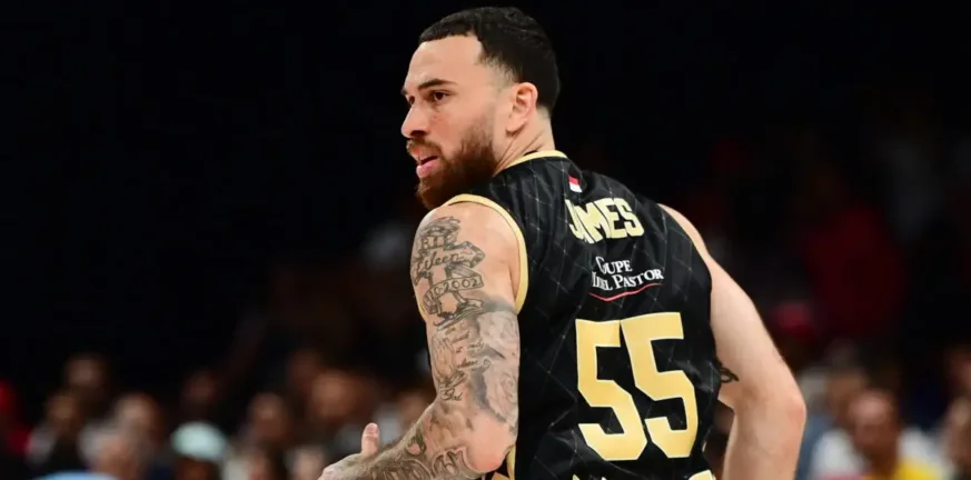 «Είναι ντροπιαστικό για όλους μας, άφησα τα συναισθήματα να με κυριεύσουν», η συγγνώμη του Τζέιμς για το «χοντρό» επεισόδιο με τον Οκόμπο