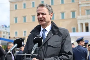 Μητσοτάκης: Αναγκαιότητα και όχι πολυτέλεια η επένδυση στις Ένοπλες Δυνάμεις, απαιτείται εθνική ενότητα