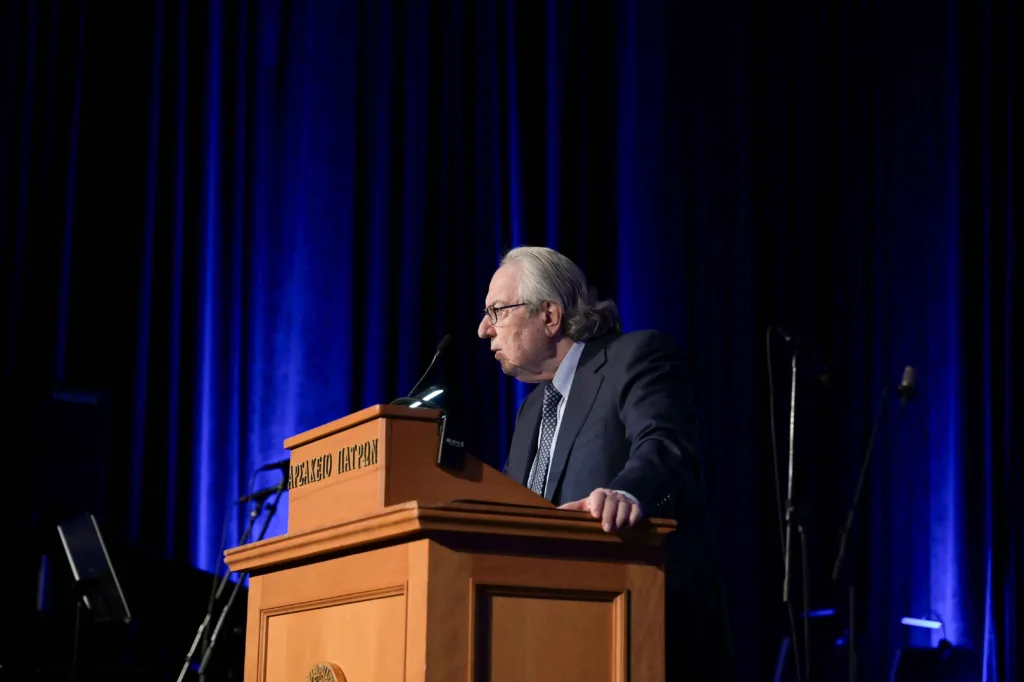 Πάτρα: Μια βραδιά παιδείας και ποίησης για τα 190 χρόνια της Φιλεκπαιδευτικής Εταιρείας και τον Οδυσσέα Ελύτη ΦΩΤΟ