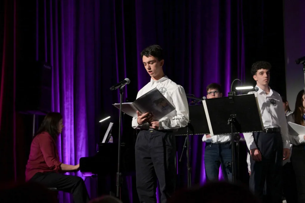 Πάτρα: Μια βραδιά παιδείας και ποίησης για τα 190 χρόνια της Φιλεκπαιδευτικής Εταιρείας και τον Οδυσσέα Ελύτη ΦΩΤΟ