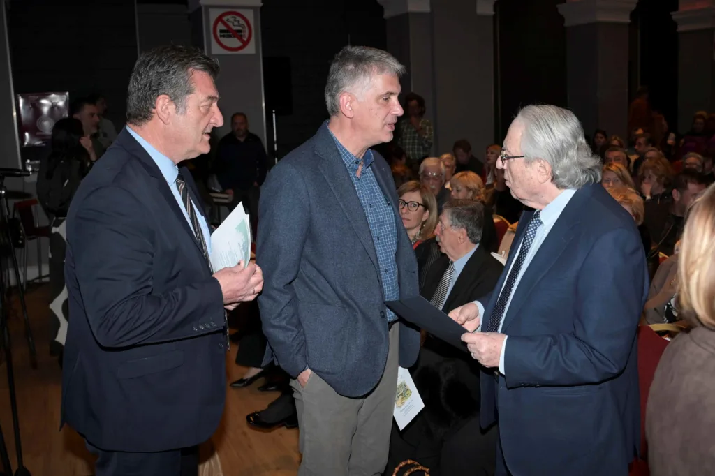 Πάτρα: Μια βραδιά παιδείας και ποίησης για τα 190 χρόνια της Φιλεκπαιδευτικής Εταιρείας και τον Οδυσσέα Ελύτη ΦΩΤΟ