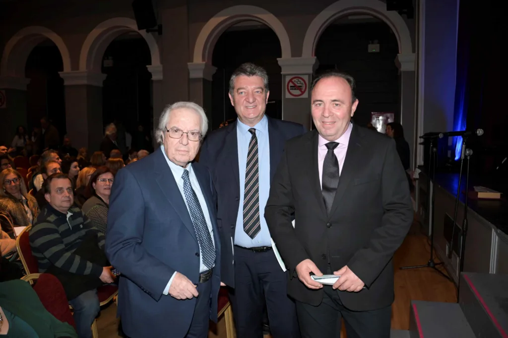 Πάτρα: Μια βραδιά παιδείας και ποίησης για τα 190 χρόνια της Φιλεκπαιδευτικής Εταιρείας και τον Οδυσσέα Ελύτη ΦΩΤΟ