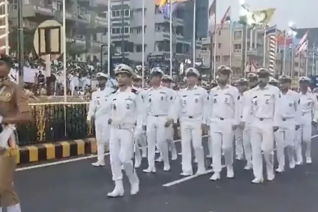 Λίγο πριν από τη βύθιση: Το τελευταίο βίντεο των Ιρανών ναυτών στη φρεγάτα Iris Dena