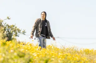 Νικόλας Δροσάκης: Η Αχέντ, η Παλαιστίνη και ένα θέατρο απέναντι στη λήθη