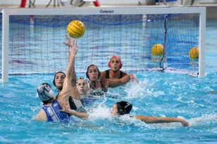  Οι γυναίκες του ΝΟΠ λύγισαν από τη Γλυφάδα