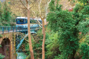 Επιμελητήριο Αχαΐας για τον Οδοντωτό: «Η διακοπή δρομολογίων πλήττει τον τόπο και την τοπική οικονομία»