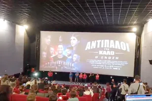 «Αντίπαλοι για καλό»: YouTubers δέχθηκαν κύματα αγάπης από παιδιά ΦΩΤΟ