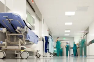 Ευθανασία: Πού επιτρέπεται σήμερα και τι ισχύει στην Ελλάδα