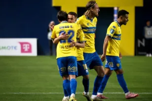 Πάρτι στο Αγρίνιο με ανατροπή για τα 100 χρόνια του Παναιτωλικού