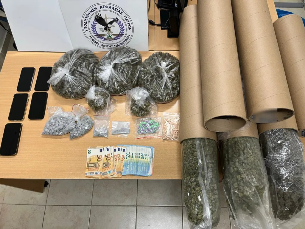 Πάτρα: Δέμα με 3,4 κιλά κάνναβης από τις ΗΠΑ «έκαψε» συμμορία – Τέσσερις συλλήψεις, η ανακοίνωση της ΕΛΑΣ ΦΩΤΟ