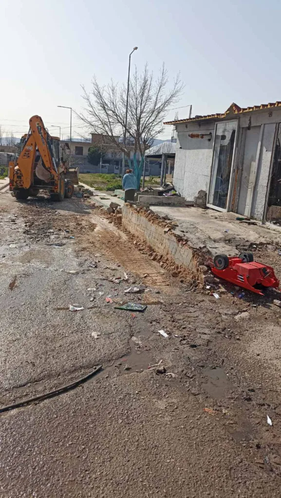 Μεγάλη αστυνομική επιχείρηση στα Άνω Λιόσια: 12 συλλήψεις για ρευματοκλοπές και διακοπή παράνομων συνδέσεων