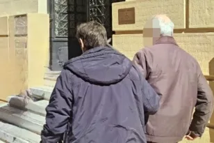 Προφυλακίστηκε ο 82χρονος μαιευτήρας: Τι είπε στην απολογία του, γιατί απορρίφθηκε το αίτημα για κατ’οίκον περιορισμό