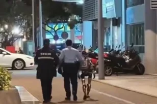 Μακάο: Ανθρωποειδές ρομπότ αναστάτωσε ηλικιωμένη και προκάλεσε επέμβαση της αστυνομίας