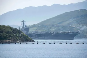 Σούδα: Πούλησαν πιτόγυρο 17 ευρώ σε πεζοναύτη του αεροπλανοφόρου USS Gerald R. Ford