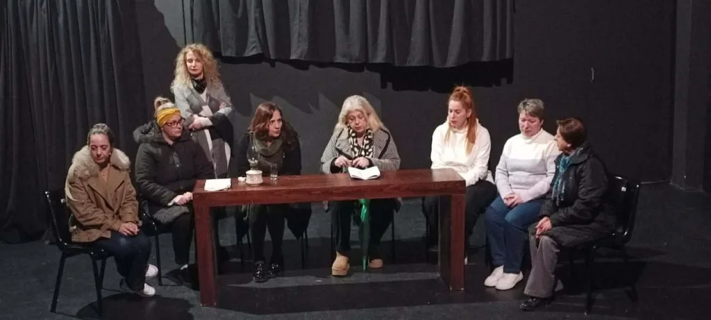 «Το Σπίτι της Μπερνάρντα Άλμπα» στις«Γραμμές Τέχνης»: Ένα έργο για την εξουσία, τη γυναικεία καταπίεση και την ανάγκη για ελευθερία