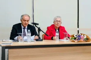 Πάτρα: Παρουσιάστηκε το βιβλίο «Αγαθά Στοιχειά» της Παναγιώτας Λάμπρη – Τα έσοδα δόθηκαν στην «Κιβωτό της Αγάπης»