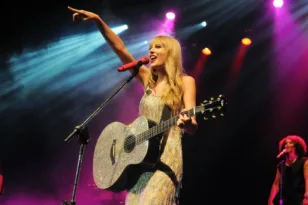 Taylor Swift: Η περιουσία της αγγίζει τα 2 δισ. δολάρια – Δεύτερη πλουσιότερη διάσημη γυναίκα στον κόσμο