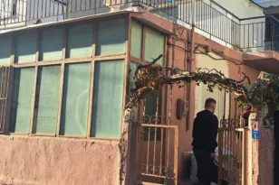 Θεσσαλονίκη: Ημίγυμνη με μια ζώνη στον λαιμό βρέθηκε νεκρή η 59χρονη στον Εύοσμο