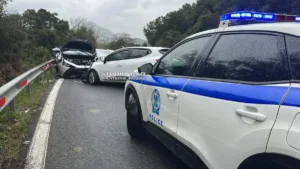 Τροχαίο σοκ στην Αργολίδα: Αυτοκίνητα συγκρούστηκαν μετωπικά, δύο σοβαρά τραυματίες, ΦΩΤΟ