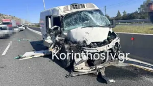 Αθηνών-Κορίνθου: Καραμπόλα τριών οχημάτων με δύο τραυματίες, ΒΙΝΤΕΟ Αθηνών-Κορίνθου: Καραμπόλα τριών οχημάτων με δύο τραυματίες, ΒΙΝΤΕΟ