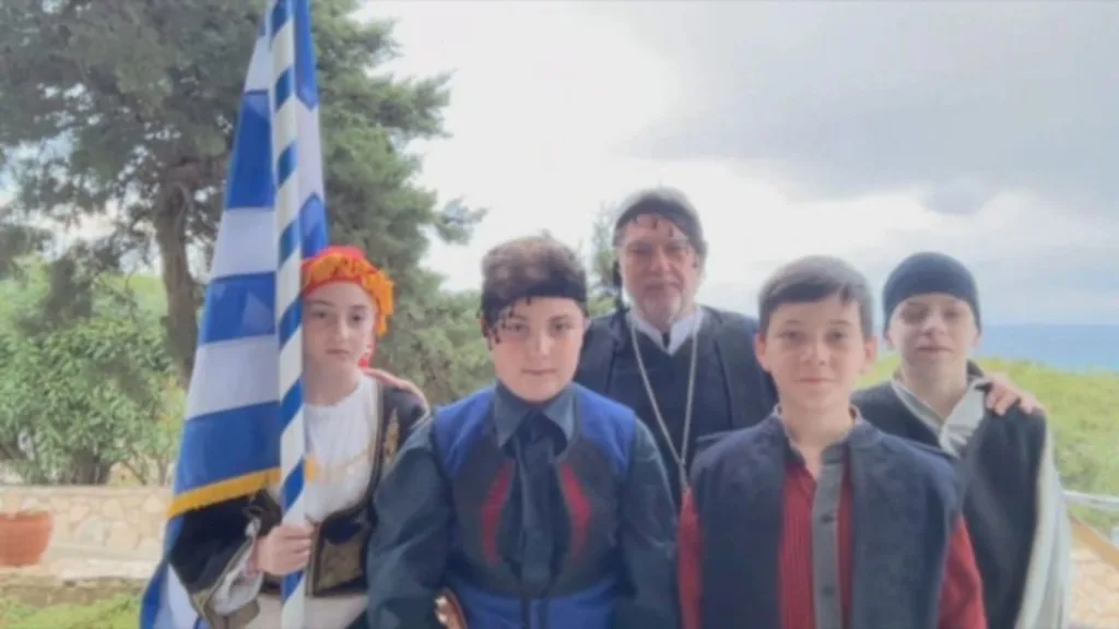 25η Μαρτίου στη Γαύδο: Παιδιά από τη Βούλα δίνουν ζωή στην πιο συγκινητική παρέλαση της Ελλάδας