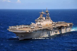 Οι ΗΠΑ στέλνουν το USS Boxer και 2.500 πεζοναύτες στη Μέση Ανατολή