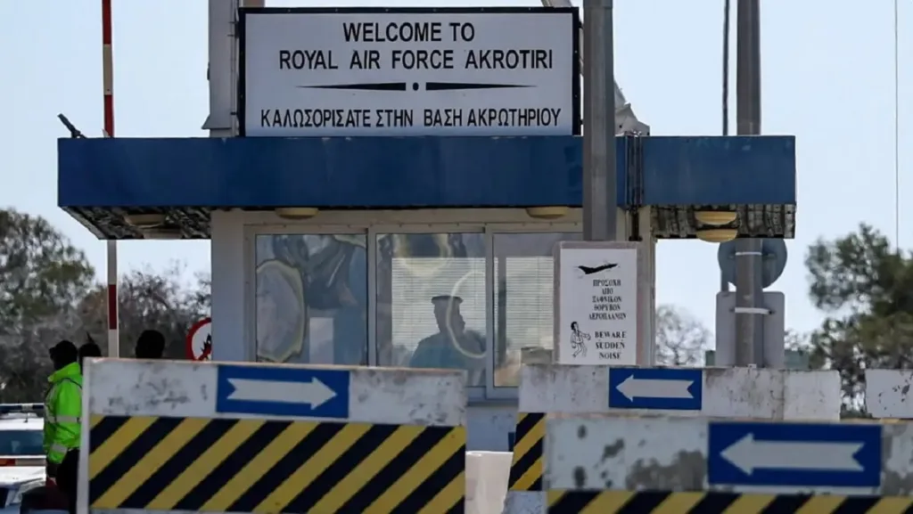 Μέση Ανατολή: Το Αζερμπαϊτζάν κατηγορεί το Ιράν για τρομοκρατία και η Τεχεράνη απειλεί την ΕΕ ότι θα πληρώσει το τίμημα αν μείνει σιωπηλή ΣΥΝΕΧΗΣ ΕΝΗΜΕΡΩΣΗ