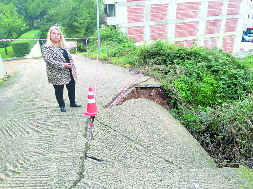 Πάνω από 110 κατολισθήσεις στον Δήμο Πατρέων: «Κόκκινη» προειδοποίηση του ΓΕΩΤΕΕ για την Αρόη