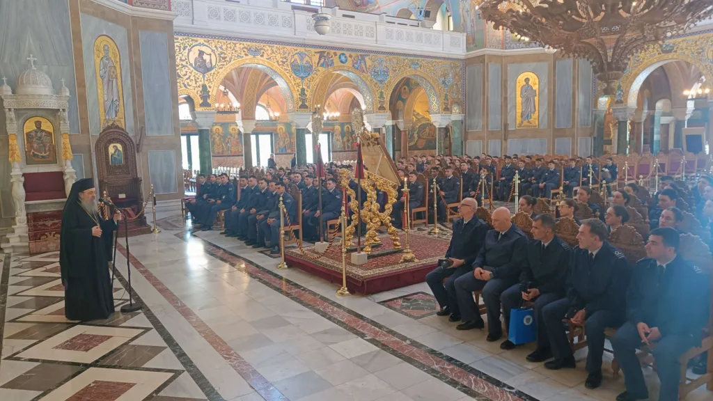 Πάτρα: 200 σπουδαστές της ΣΜΥΑ προσκύνησαν στον Άγιο Ανδρέα